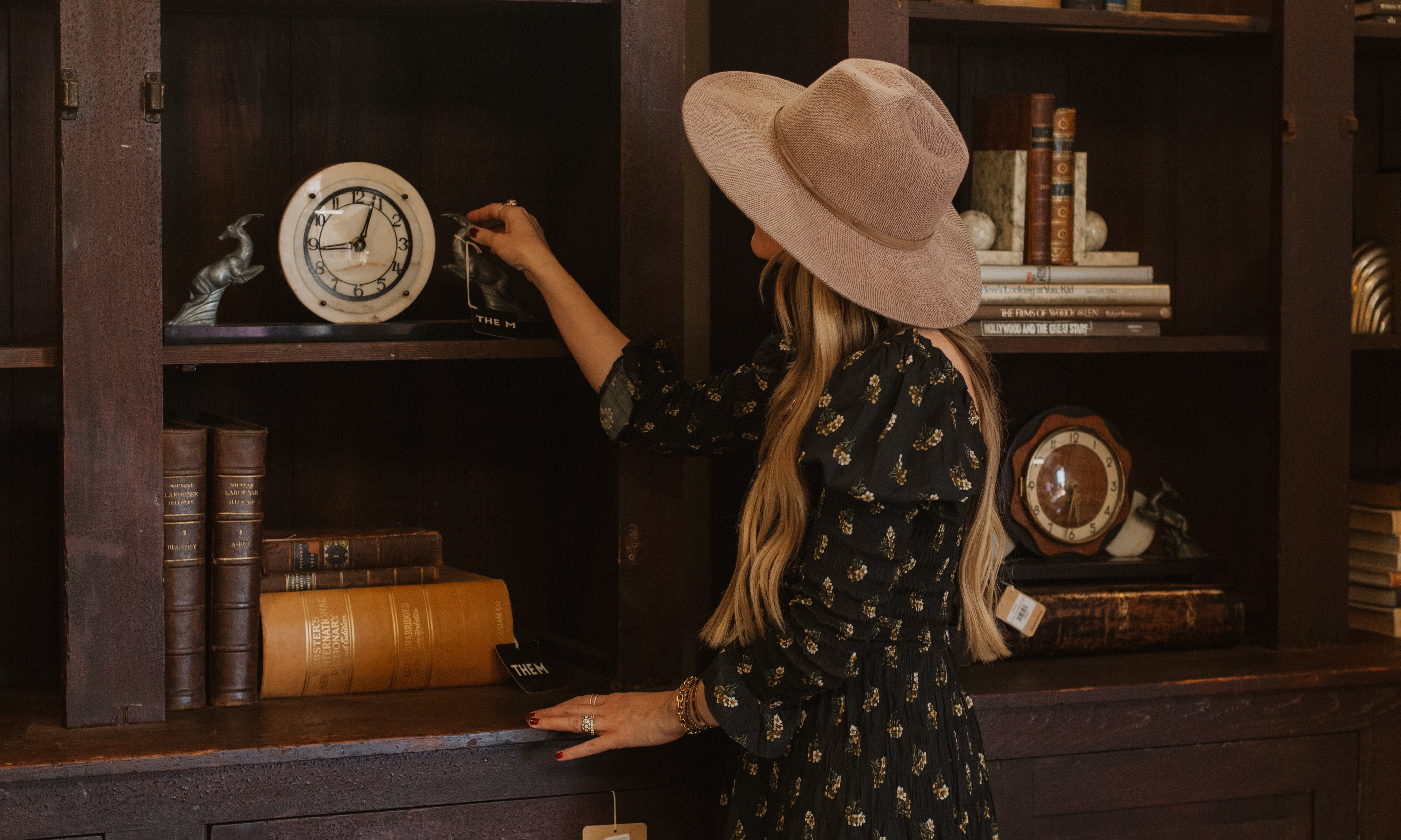 Shop Round Top Like A Designer: Audrey Scheck