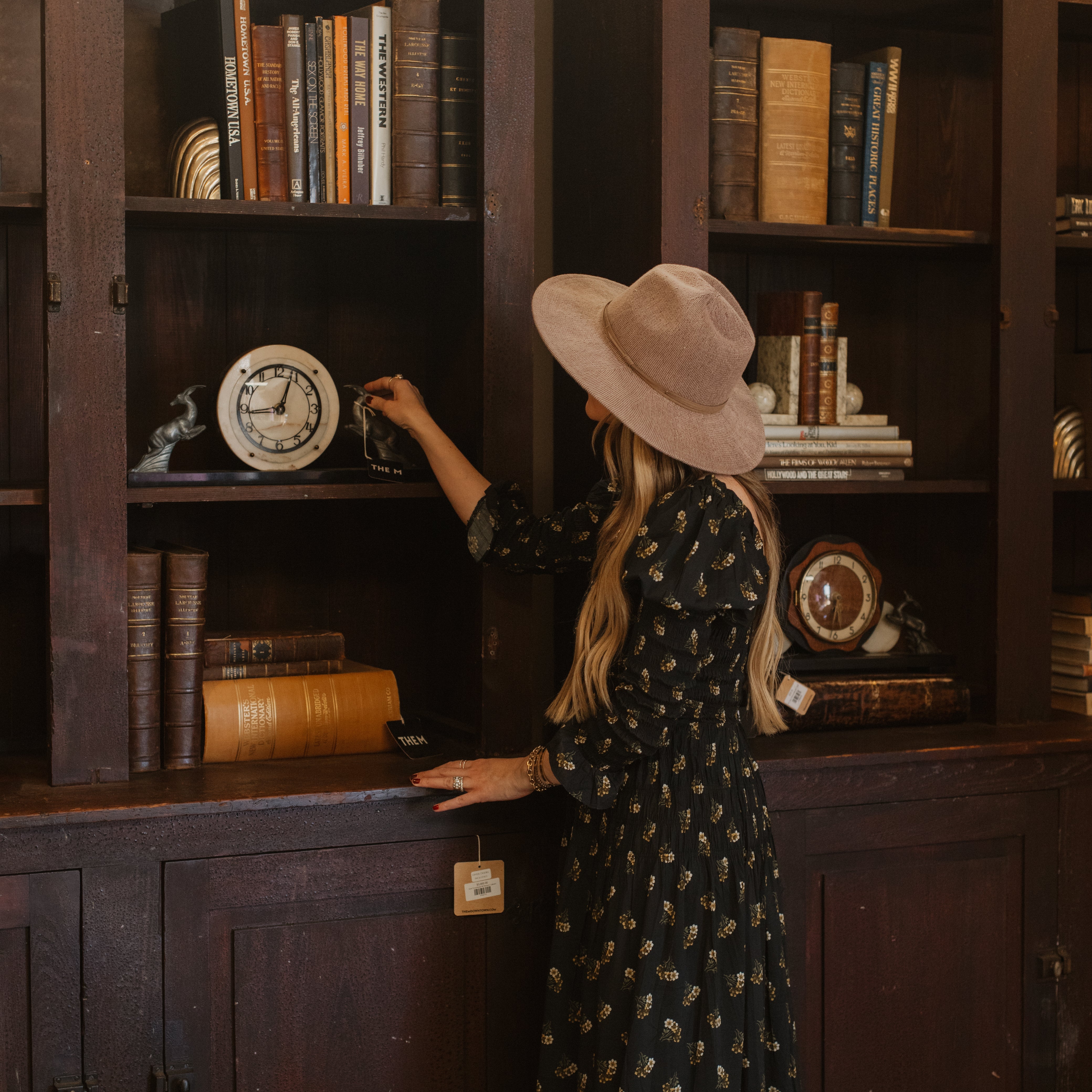 Shop Round Top Like A Designer: Audrey Scheck
